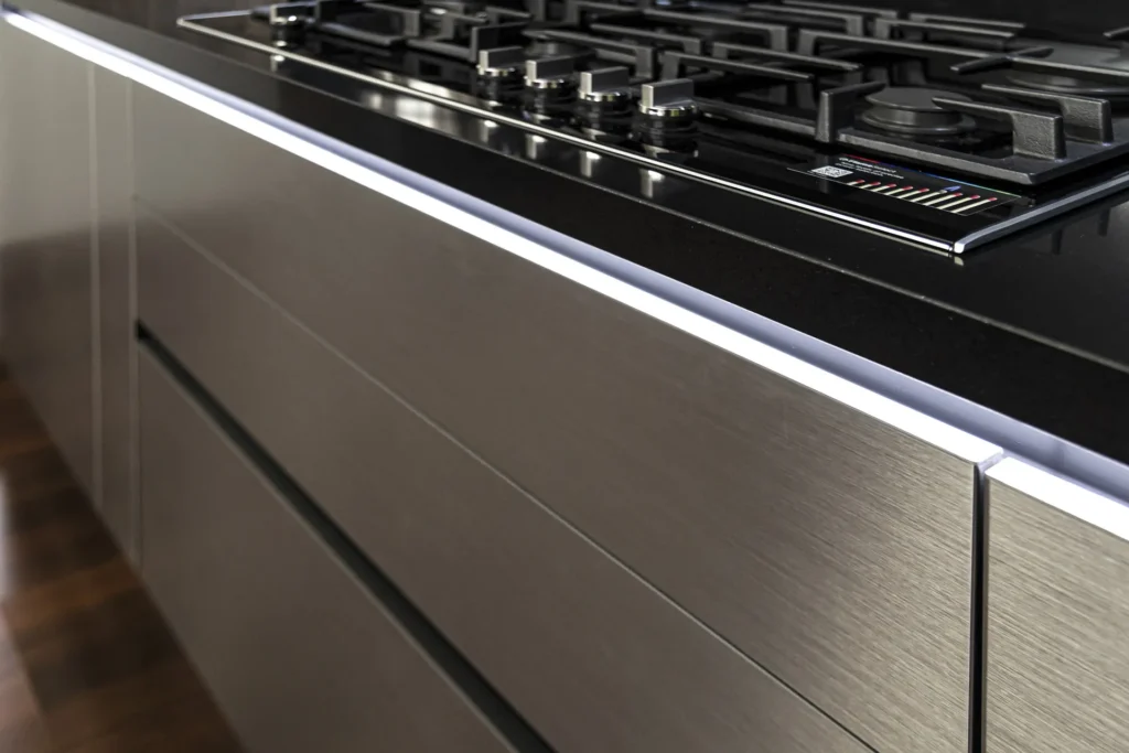 stainless4